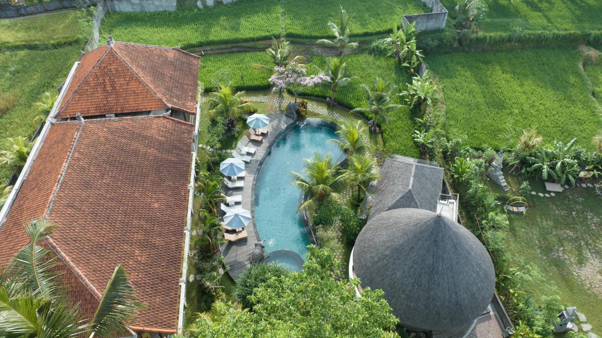 Queen At Gunung Sari Hotel Ubud